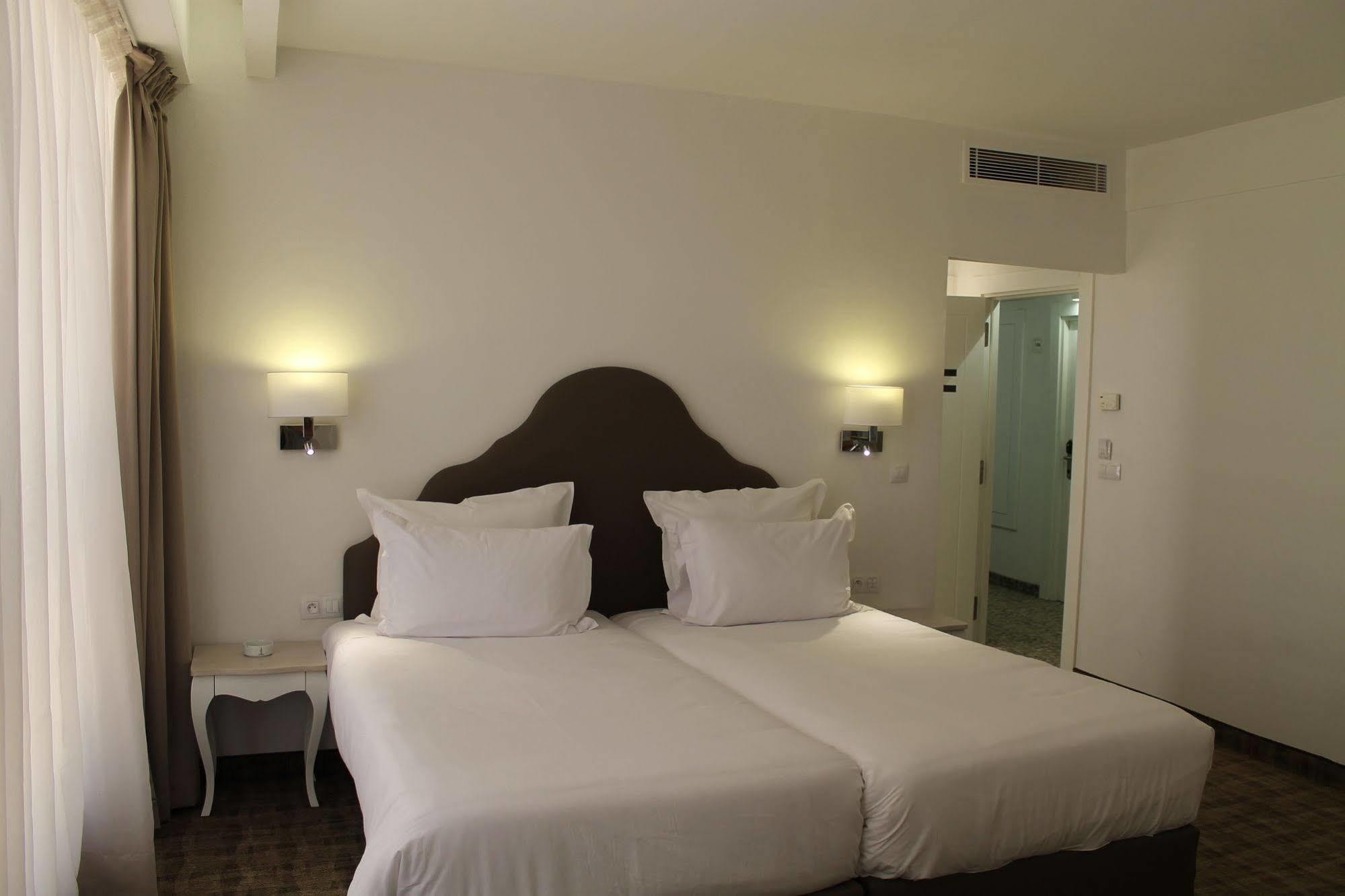 Hotel Lac Leman, Les Berges Du Lac Tunis Exterior photo