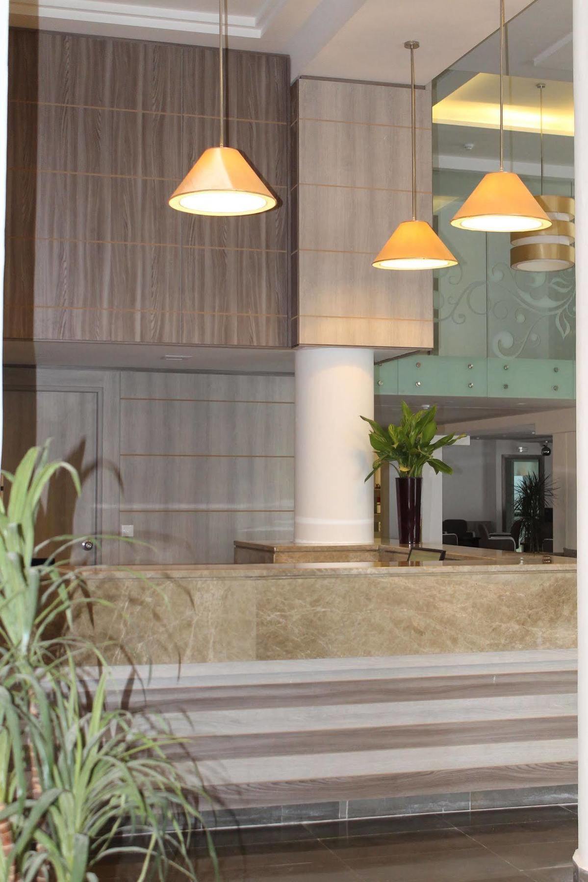 Hotel Lac Leman, Les Berges Du Lac Tunis Exterior photo